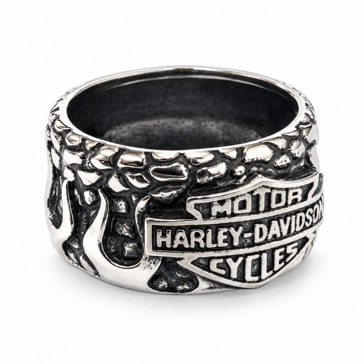 Flame Crest Band Ring – independent biker-inspired jewelry