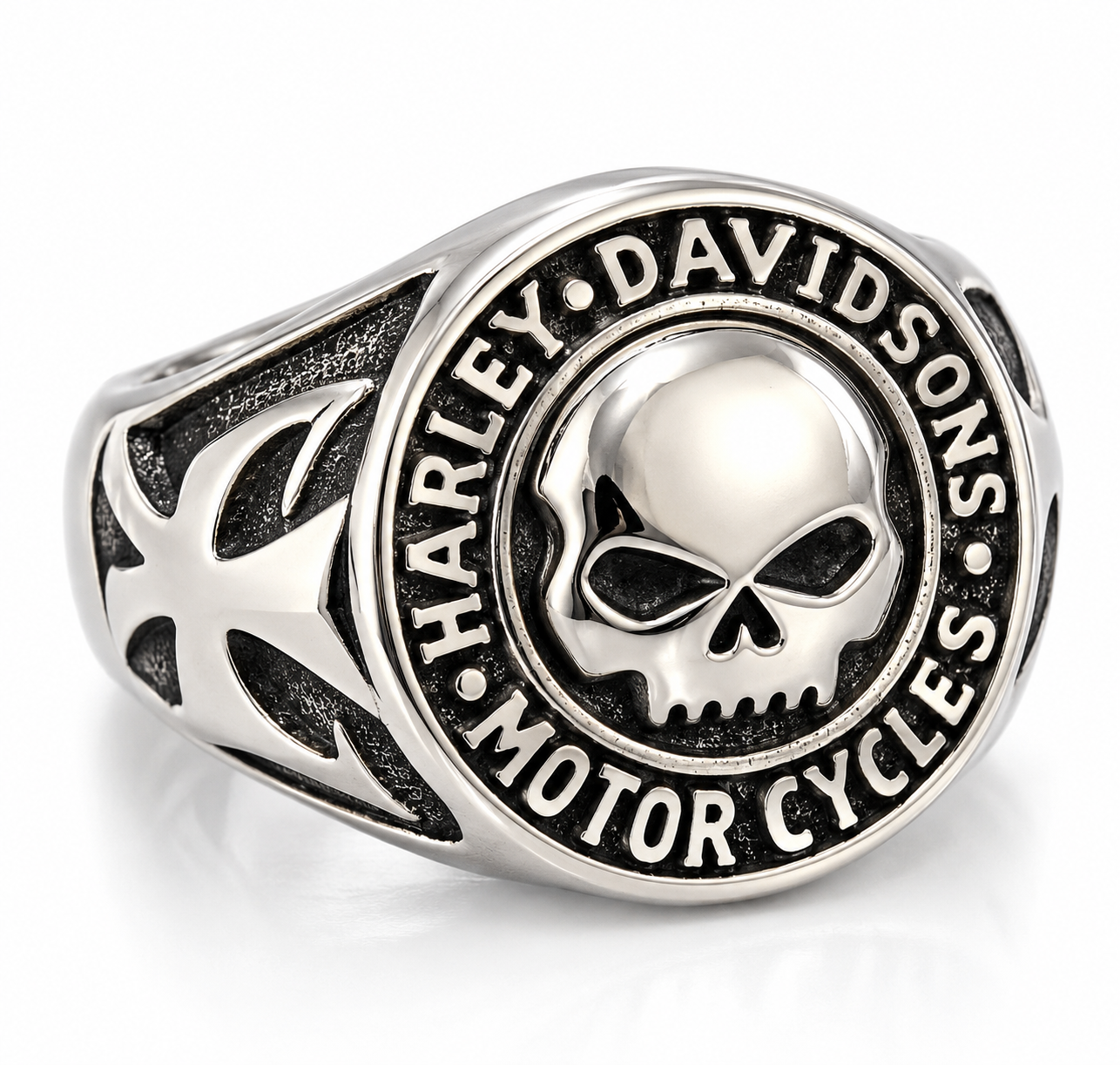 Skull Crest Biker Ring alternate angle – independent biker-inspired jewelry